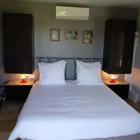 La Maison Bed & Breakfast