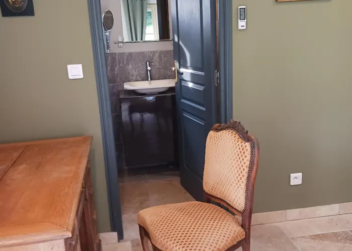 La Maison Bed & Breakfast 3*